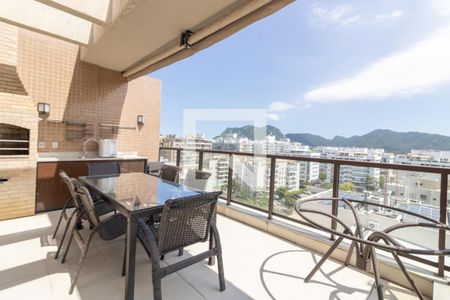 Apartamento à venda com 240m², 4 quartos e 3 vagasAndar superior da cobertura