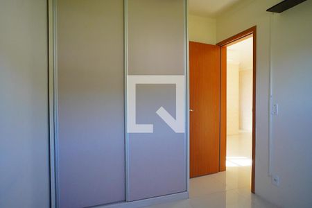 Quarto 2 de apartamento para alugar com 2 quartos, 43m² em Morro Santana, Porto Alegre