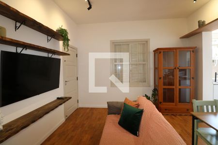 Sala de casa para alugar com 1 quarto, 42m² em Alto da Lapa, São Paulo