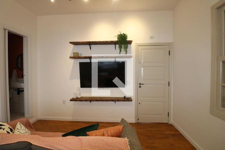 Sala de casa para alugar com 1 quarto, 42m² em Alto da Lapa, São Paulo