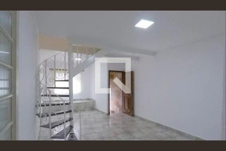 Casa à venda com 3 quartos, 300m² em Ipiranga, São Paulo