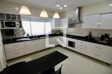 Casa à venda com 500m², 5 quartos e 3 vagasCozinha