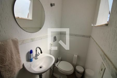 Casa à venda com 500m², 5 quartos e 3 vagasLavabo