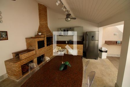 Casa à venda com 500m², 5 quartos e 3 vagasChurrasqueira