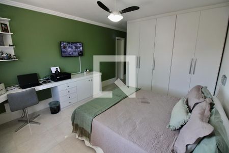 Casa à venda com 500m², 5 quartos e 3 vagasSuíte 4