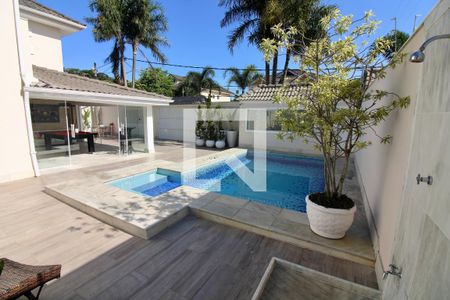 Casa à venda com 500m², 5 quartos e 3 vagasPiscina