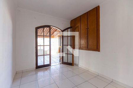 Casa para alugar com 200m², 3 quartos e 2 vagasQuarto 1