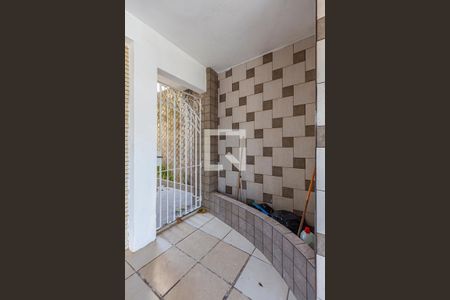Casa para alugar com 200m², 3 quartos e 2 vagasGaragem - Portão Acesso Lateral