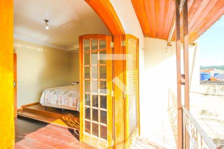 Casa à venda com 308m², 3 quartos e 3 vagas Casa à venda com 308m², 3 quartos e 3 vagasSuíte