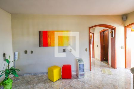 Sala de casa à venda com 3 quartos, 308m² em Jardim das Tulipas, Jundiaí