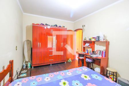 Casa à venda com 308m², 3 quartos e 3 vagas Casa à venda com 308m², 3 quartos e 3 vagasQuarto 2