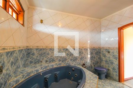 Casa à venda com 308m², 3 quartos e 3 vagas Casa à venda com 308m², 3 quartos e 3 vagasSuíte