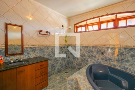 Casa à venda com 308m², 3 quartos e 3 vagas Casa à venda com 308m², 3 quartos e 3 vagasSuíte