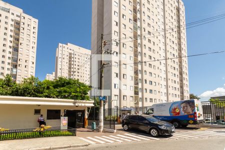 Apartamento para alugar com 43m², 2 quartos e 1 vaga Apartamento para alugar com 43m², 2 quartos e 1 vagaFachada