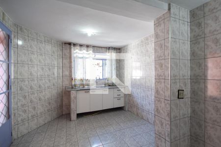 Casa à venda com 150m², 2 quartos e 4 vagas Casa à venda com 150m², 2 quartos e 4 vagasCozinha