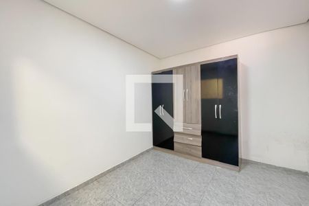 Quarto 2 de casa para alugar com 2 quartos, 150m² em Jardim Roberto, Osasco