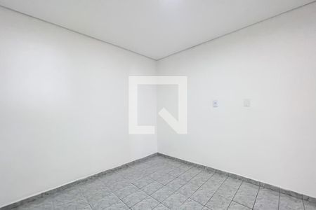 Quarto 1 de casa para alugar com 2 quartos, 150m² em Jardim Roberto, Osasco