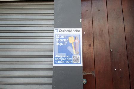 Casa à venda com 150m², 2 quartos e 4 vagas Casa à venda com 150m², 2 quartos e 4 vagasPlaca