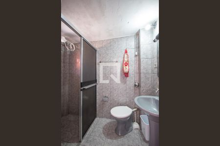 Casa à venda com 150m², 2 quartos e 4 vagas Casa à venda com 150m², 2 quartos e 4 vagasBanheiro