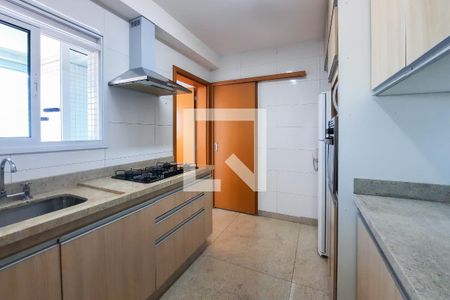Apartamento para alugar com 138m², 3 quartos e 3 vagasCozinha