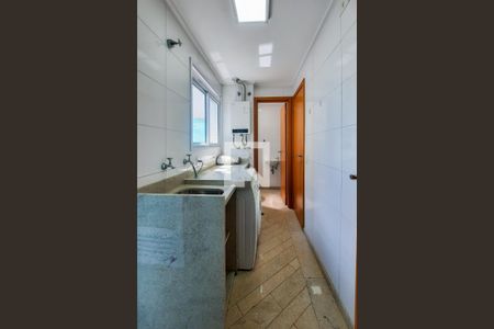 Apartamento para alugar com 138m², 3 quartos e 3 vagasÁrea de Serviço