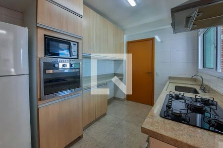 Apartamento para alugar com 138m², 3 quartos e 3 vagasCozinha