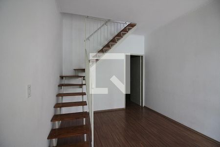 Casa à venda com 143m², 2 quartos e 1 vagaSala 