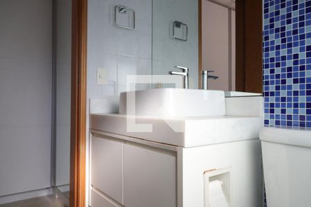 Casa à venda com 214m², 4 quartos e 4 vagasBanheiro