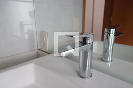 Casa à venda com 214m², 4 quartos e 4 vagasBanheiro