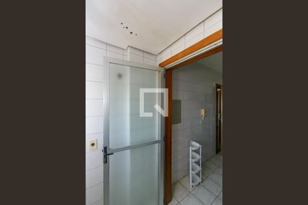 Apartamento à venda com 62m², 2 quartos e 1 vaga Apartamento à venda com 62m², 2 quartos e 1 vagaCozinha e Área de Serviço