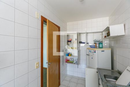 Apartamento à venda com 62m², 2 quartos e 1 vaga Apartamento à venda com 62m², 2 quartos e 1 vagaCozinha e Área de Serviço