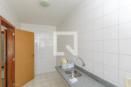 Apartamento à venda com 64m², 2 quartos e 1 vaga Apartamento à venda com 64m², 2 quartos e 1 vagaCozinha e Área de Serviço
