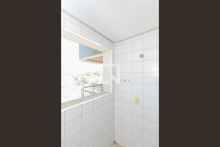 Apartamento à venda com 64m², 2 quartos e 1 vaga Apartamento à venda com 64m², 2 quartos e 1 vagaCozinha e Área de Serviço