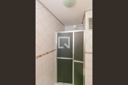 Apartamento à venda com 64m², 2 quartos e 1 vaga Apartamento à venda com 64m², 2 quartos e 1 vagaBanheiro