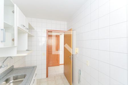 Apartamento à venda com 62m², 2 quartos e 1 vaga Apartamento à venda com 62m², 2 quartos e 1 vagaCozinha e Área de Serviço
