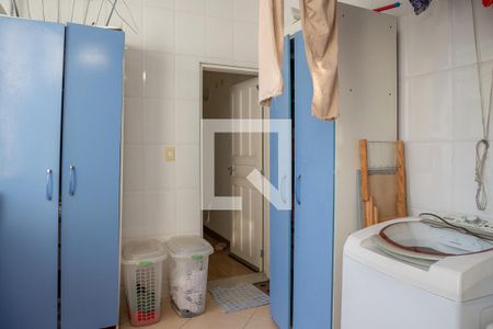 Casa à venda com 270m², 3 quartos e 5 vagasÁrea de Serviço