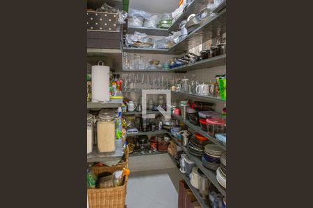 Casa à venda com 270m², 3 quartos e 5 vagasCozinha - Despensa