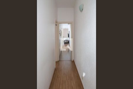 Casa à venda com 270m², 3 quartos e 5 vagasCorredor