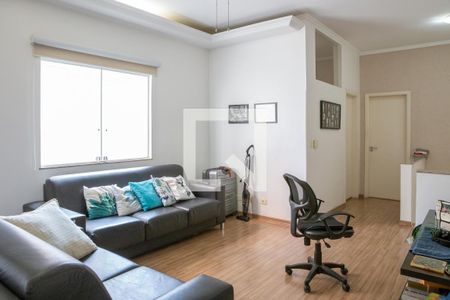 Casa à venda com 270m², 3 quartos e 5 vagasSala de TV