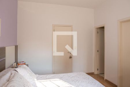 Casa à venda com 270m², 3 quartos e 5 vagasSuíte 1