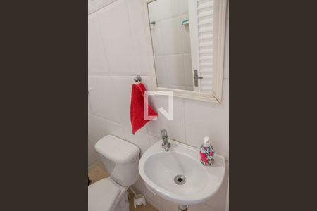 Casa à venda com 270m², 3 quartos e 5 vagasBanheiro do Quintal