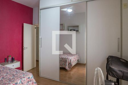Casa à venda com 270m², 3 quartos e 5 vagasSuíte 2