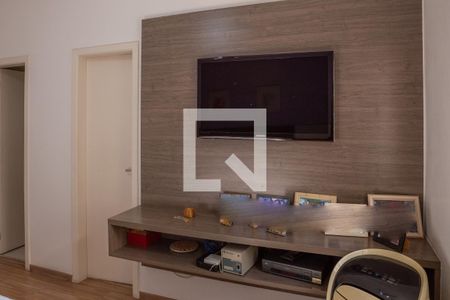 Casa à venda com 270m², 3 quartos e 5 vagasSuíte 1