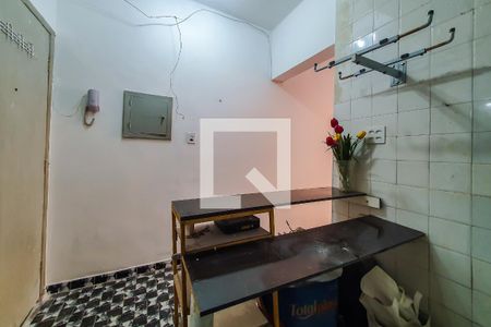 cozinha de kitnet/studio para alugar com 1 quarto, 34m² em Liberdade, São Paulo