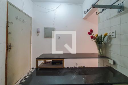 cozinha de kitnet/studio para alugar com 1 quarto, 34m² em Liberdade, São Paulo