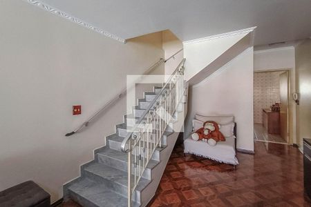 Escada da Sala de casa à venda com 4 quartos, 225m² em Vila Nova Mazzei, São Paulo