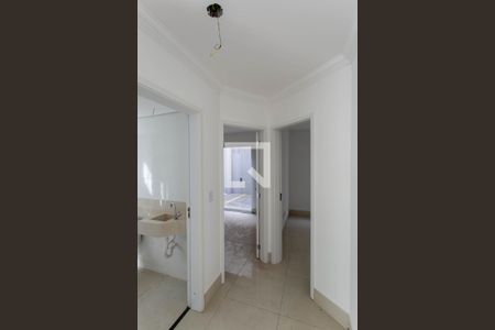 Corredor de apartamento à venda com 2 quartos, 60m² em Santa Branca, Belo Horizonte