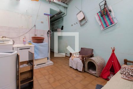 Casa à venda com 80m², 2 quartos e 2 vagas Casa à venda com 80m², 2 quartos e 2 vagasÁrea Externa / Área de Serviço