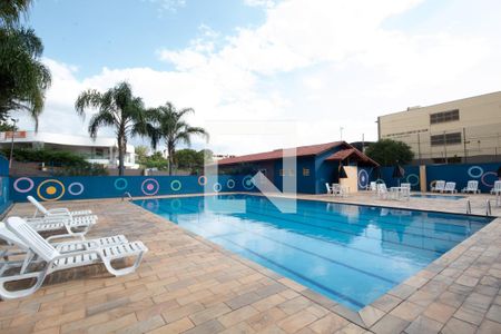 Apartamento à venda com 54m², 2 quartos e 1 vaga Apartamento à venda com 54m², 2 quartos e 1 vagaÁrea comum - Piscina