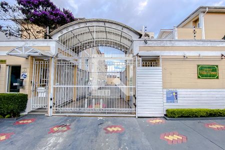 Casa à venda com 102m², 3 quartos e 2 vagas